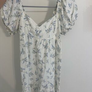 H&M Gray and White Puff Sleeve Mini Sundress